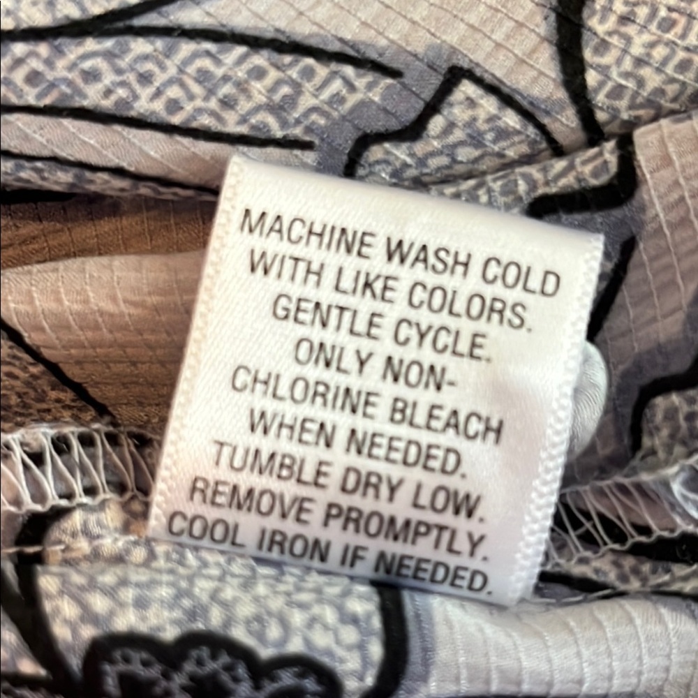 Princess Vera Wang Blue Floral Print Women's Top Size XS - Picture 6 of 6